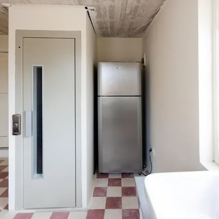 Lejlighed Bnbnova - Historic Penthouse *