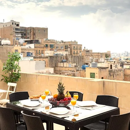 Apartment Bnbnova - Historic Penthouse *